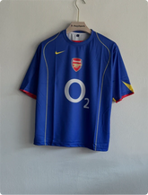 ARSANEL 2004-05 AWAY KIT HENRY FIVESLEEVE PREMIUM