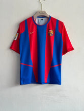 BARCELONA 2002-03 HOME KIT PUYOL FIVESLEEVE