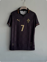 PORTUGAL 25-26 BLACK KIT RONALDO POLO PREMIUM