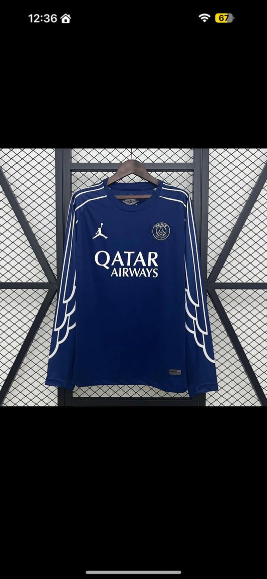 Paris latest 25/26 jersey