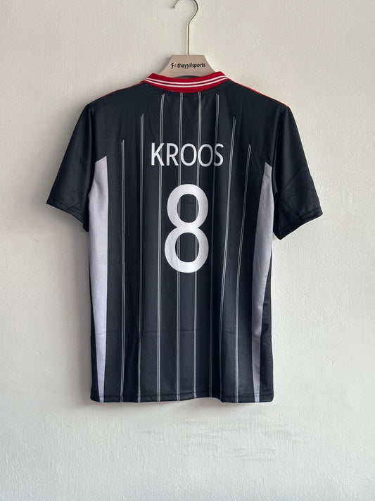 Deutscher  latest 25/26 jersey