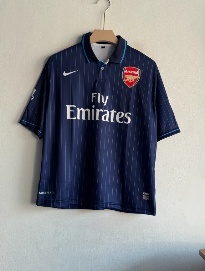 ARSANEL 2009-10 AWAY KIT V.PERSIE FIVESLEEVE POLO