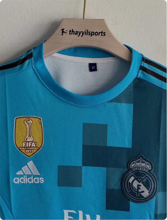 REAL MADRID 2017-18 THIRD KIT RONALDO