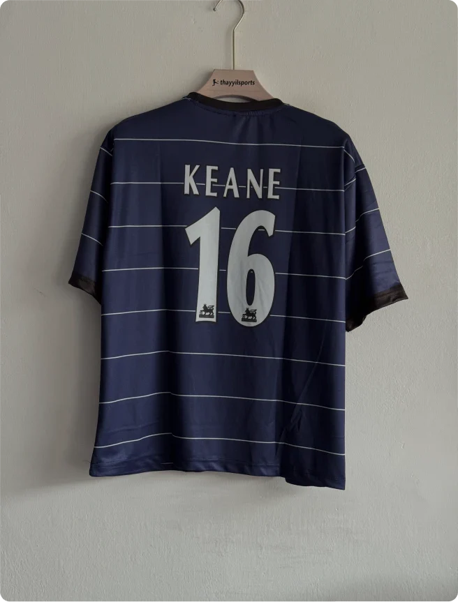 MANCHESTER UNITED 1999-2000 AWAY KIT KEANE FIVESLEEVE