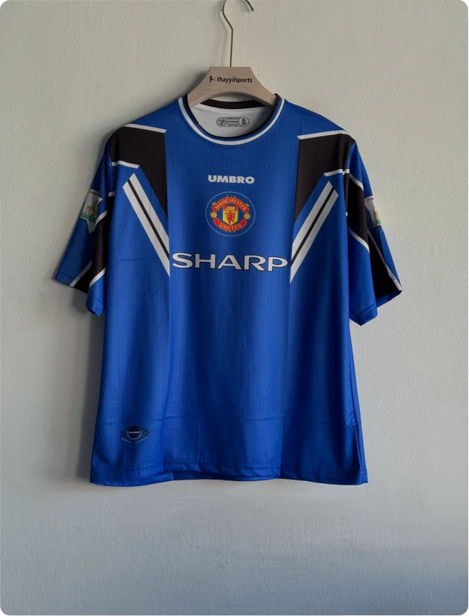 MANCHESTER UNITED 1996-97 THIRD KIT BECKHAM FIVESLEEVE