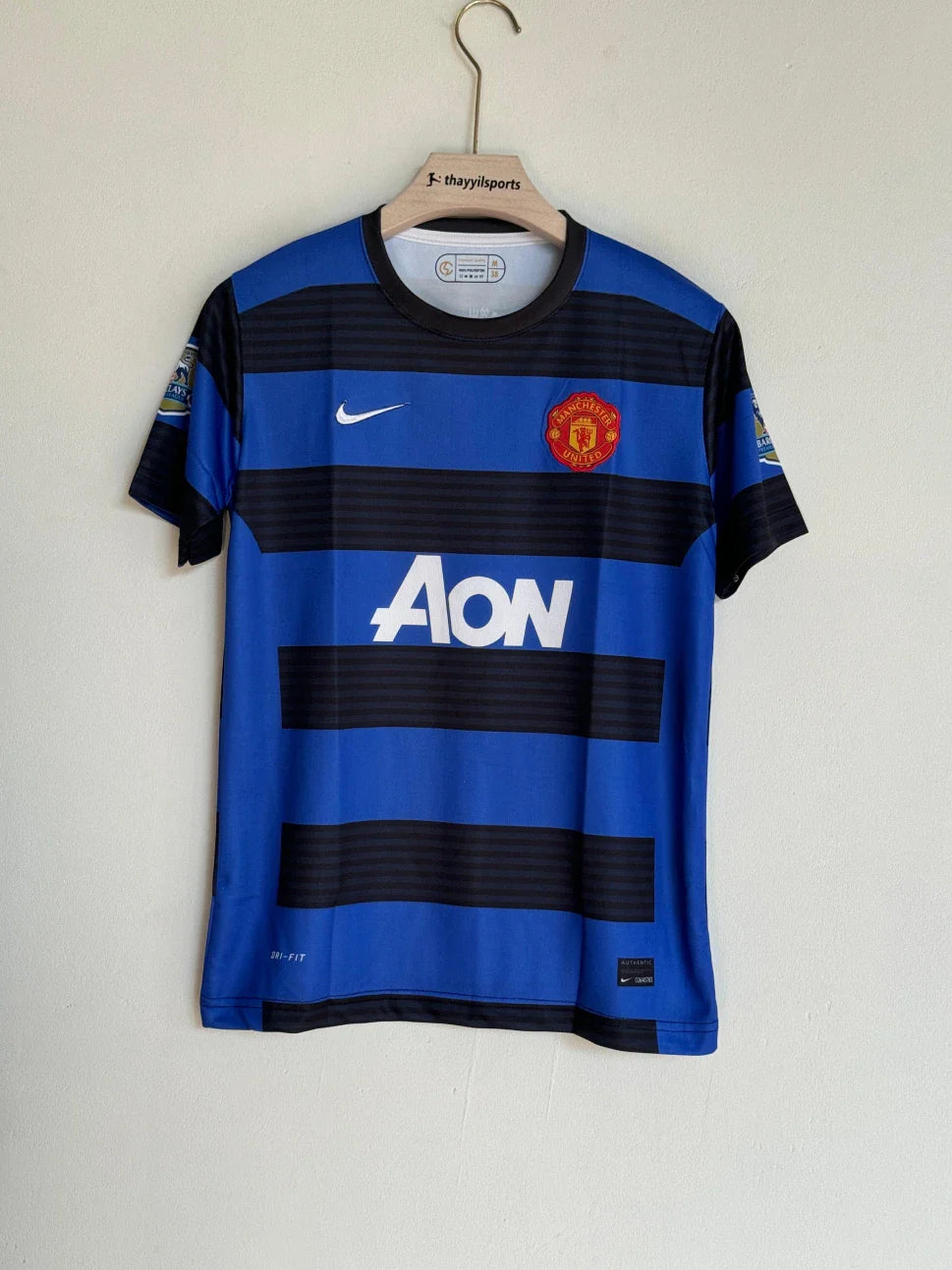 MANCHESTER UNITED 2011-12 GIGGS