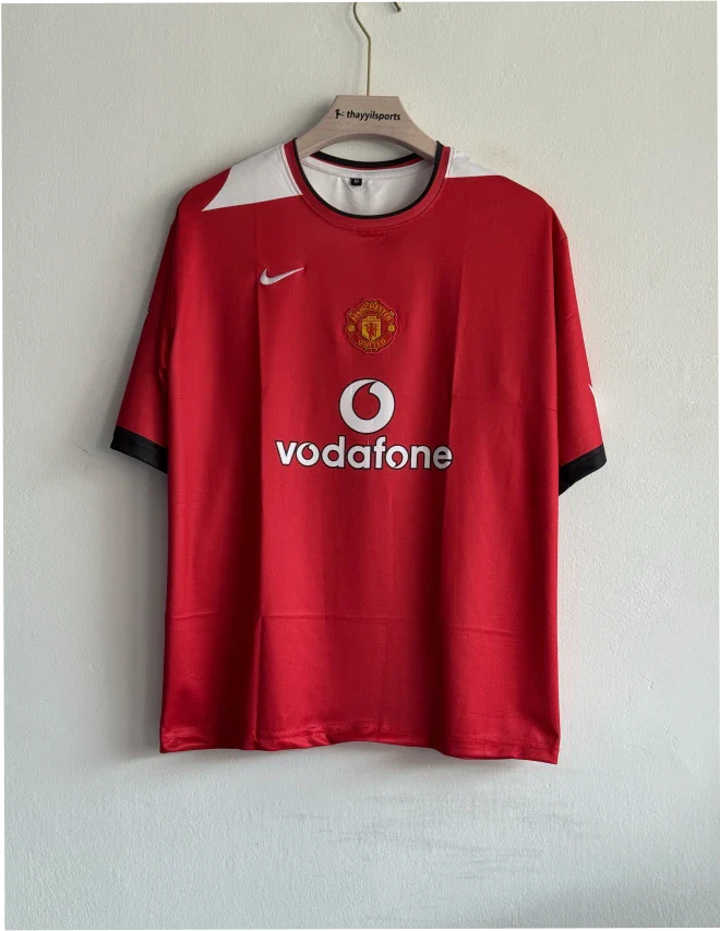 MANCHESTER UNITED 2004-05 HOME KIT RONALDO FIVESLEEVE