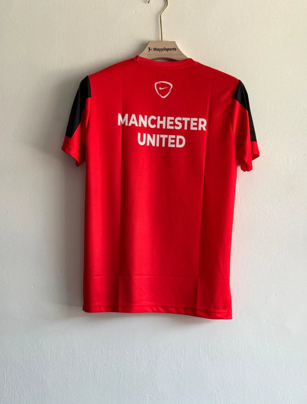 MANCHESTER UNITED 2014-15 TRAINING KIT
