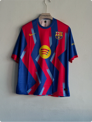 BARCELONA 25-26 FOURTH KIT FIVESLEEVE