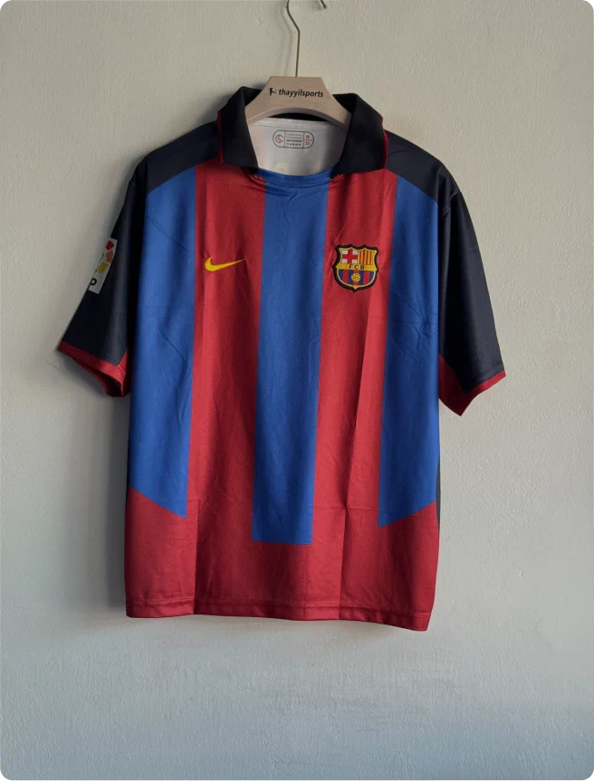 BARCELONA 2003-04 HOME KIT RONALDINHO FIVELEEVE POLO